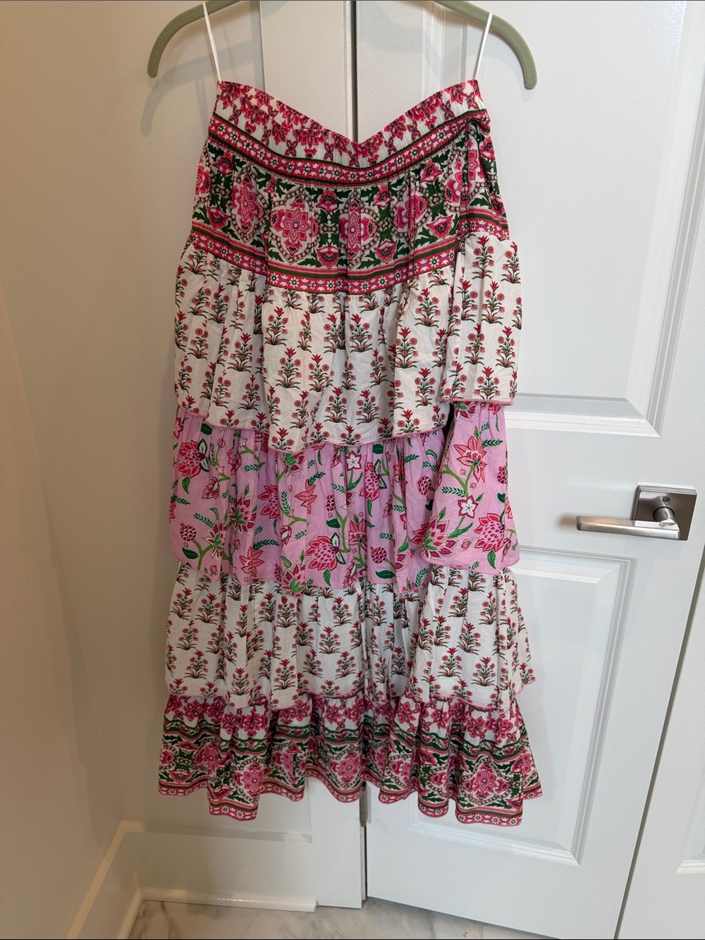 EUC Bohemian Tiered Floral Maxi Skirt in Pink and White size S